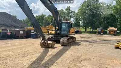 Used 2022 HYUNDAI HX300A LR Crawler Excavators North Carolina US | National Equipment Dealers #1422426