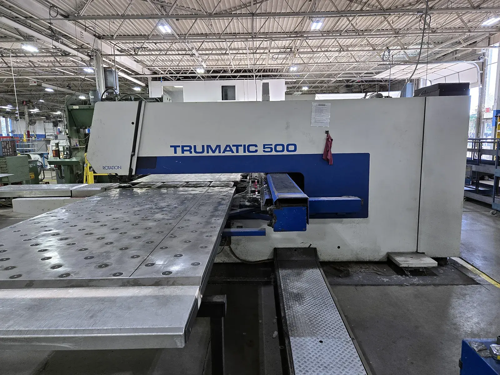 Used 2000 Trumpf TC500R Turret Punches Illinois US | Machine Tool Bids #1360797