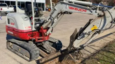 USED 2018 Takeuchi TB230