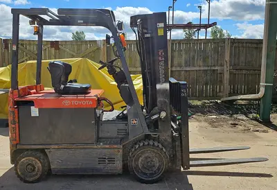 USED 2002 TOYOTA 7FBCU35
