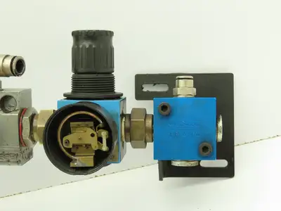 Donaldson Ultra-Filter Multi Air Line Manifold Regulator 24V Solenoid Valve Assy