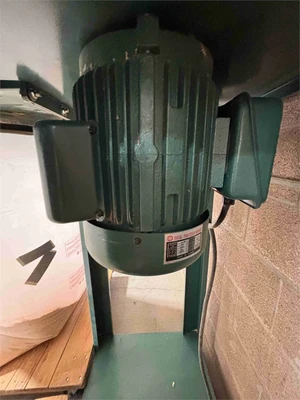 Used 2002 GRIZZLY 5954 Dust Collectors Colorado US | MachineryMax #1518812