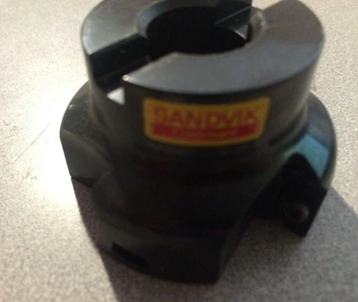 Sandvik Does Not Apply Machining Centers & Milling Machines | Amiron Machinery (6)