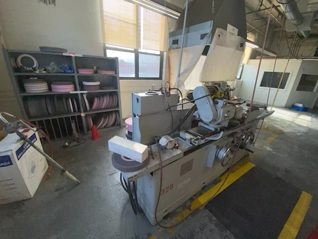 Used 1979 Toyoda GUP32X100, 1979, SWING DOWN ID., FULL AUTOMATIC Universal Cylindrical Grinders New Jersey US | Machinery Values #1402402