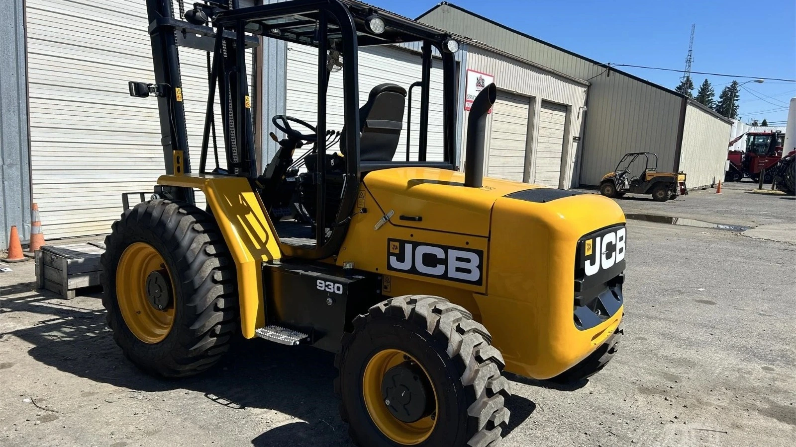 USED 2023 JCB 930