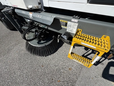 Used 2025 Global 3 R3AIR Street Sweeper Florida US | Zadoon Equipment #1480836