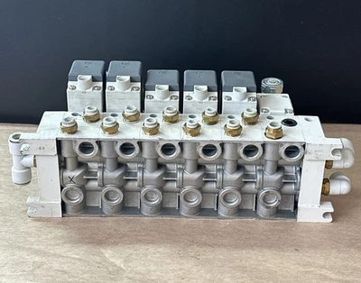 USED SMC SMC VQ7 Solenoid Valve Assembly