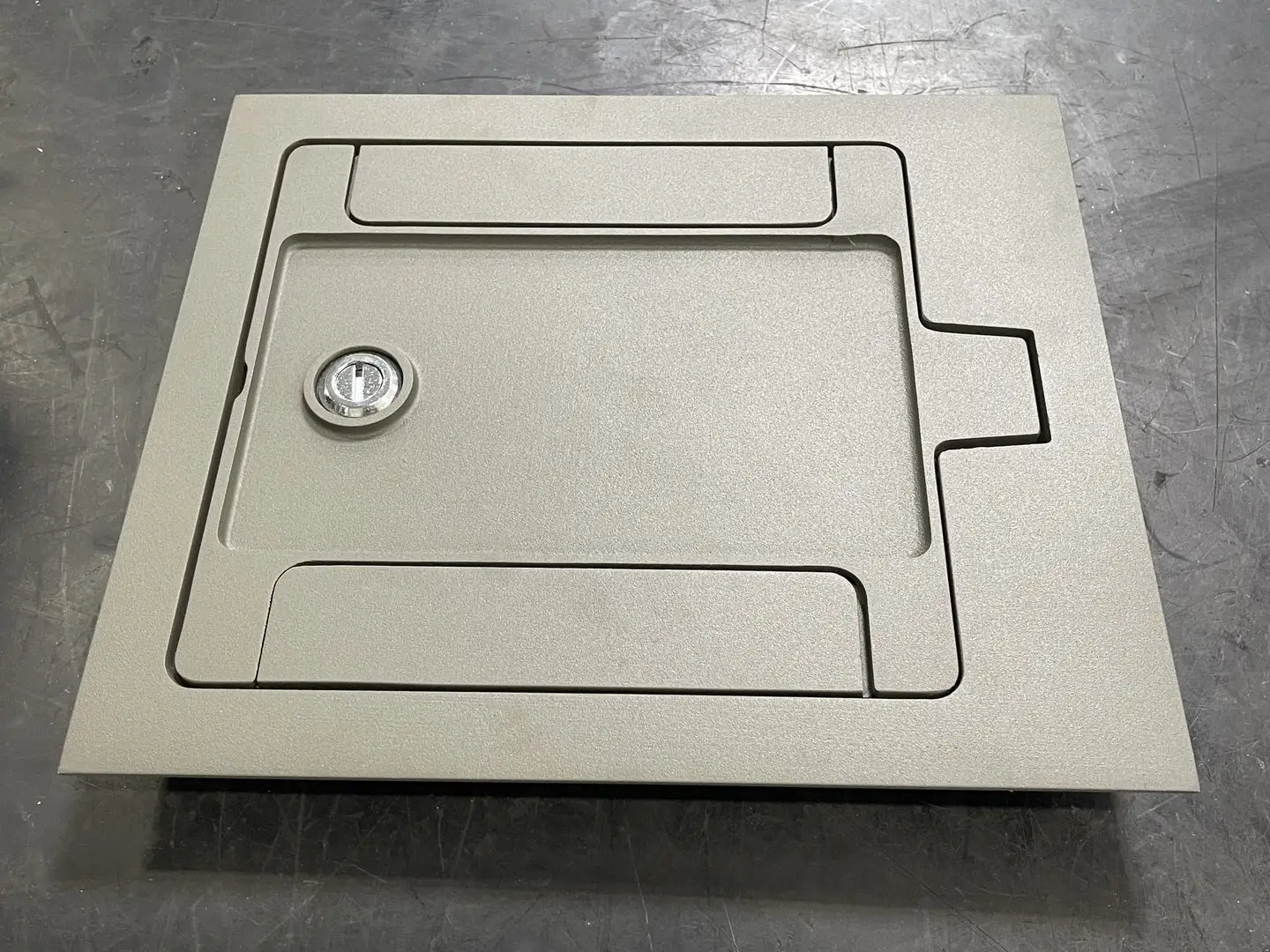 NEW WIREMOLD RFB119CTCGY
