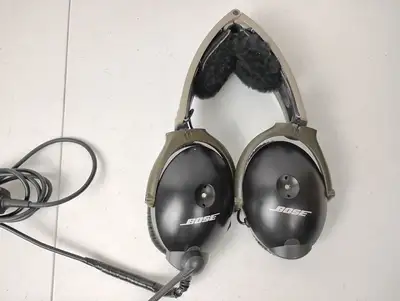 Used BOSE _UNKNOWN_ Commercial Audio/Visual Equipment Texas US | Sporadic Surplus LLC #1710748