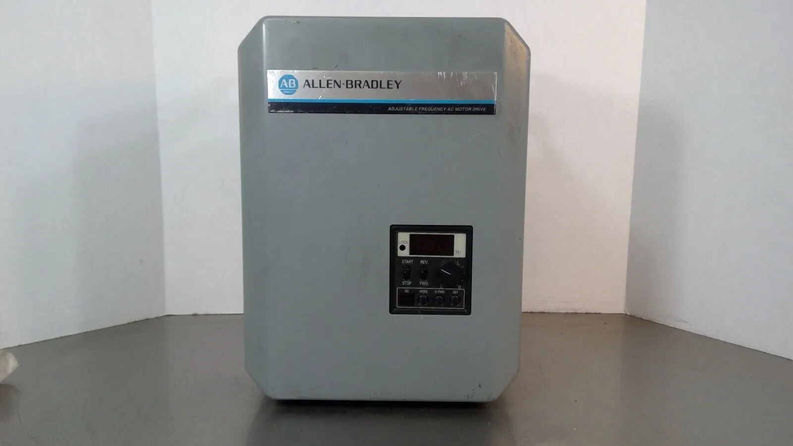 Allen-Bradley Bulletin 1333-BAN SER A Adjustable Frequency AC Motor Drive 1D
