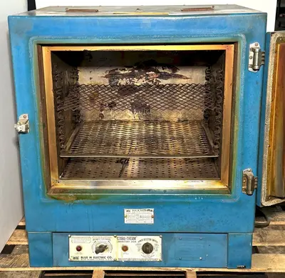 USED BLUE M OV 18A