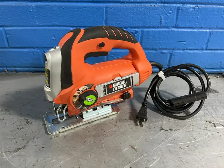 Used BLACK AND DECKER JS670V Miscellaneous MRO Ohio US | HGR 24 #1482407