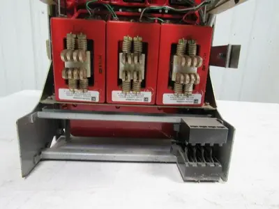 ABB Fused Circuit Breaker 1600A Max W/ABB 609902-T502 Solid State Trip Type SS
