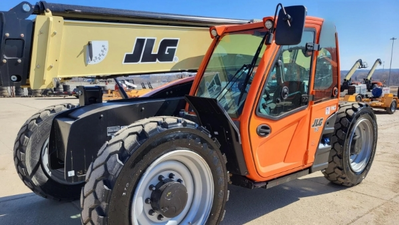 USED 2024 JLG 943