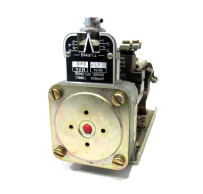 NEW SQUARE D 9050-BO4E PNEUMATIC TIMING RELAY 9050BO4E