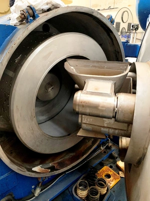 Krauss-Maffei HZ 63 Si peeler centrifuge, 316SS.