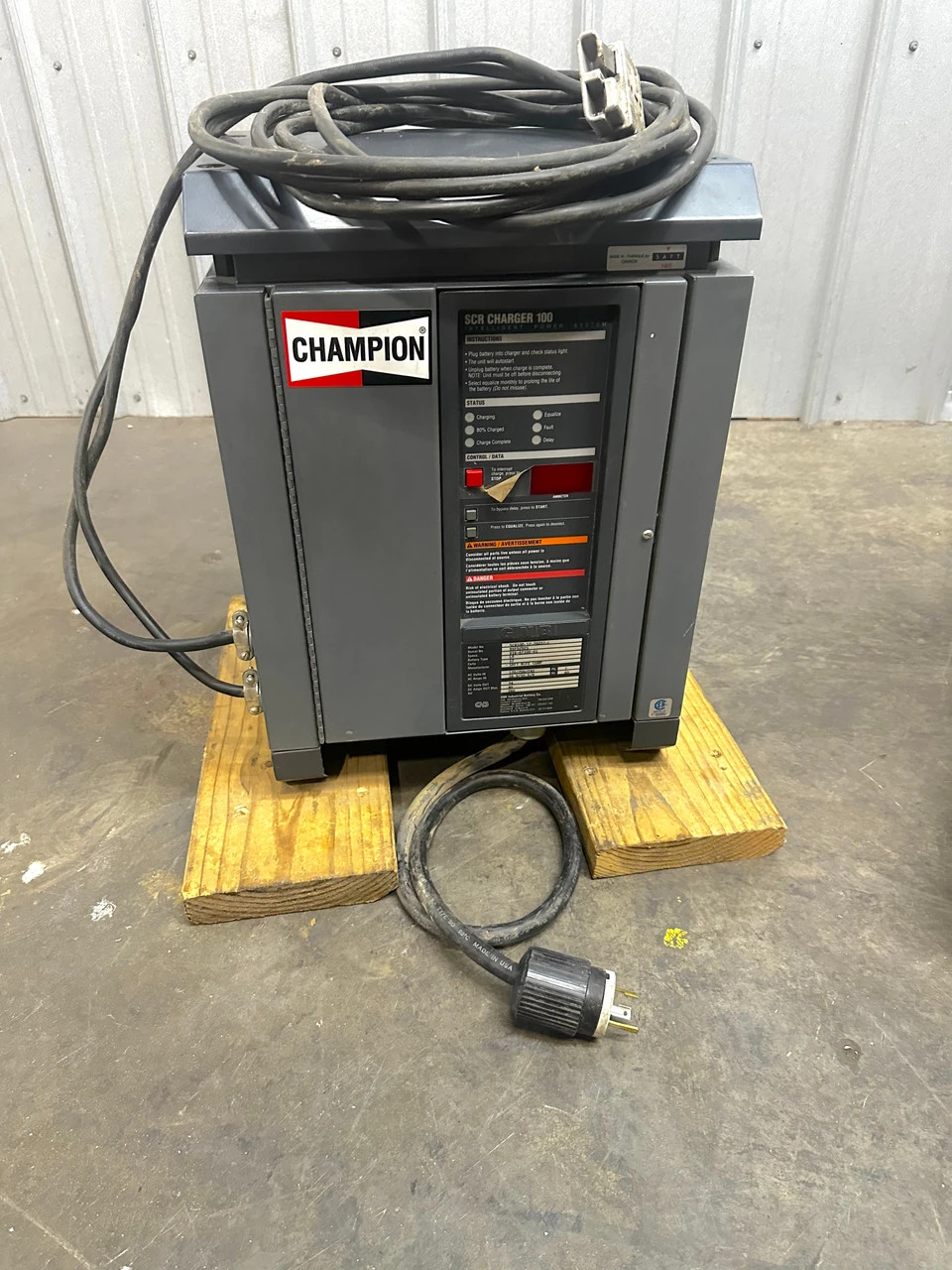 USED GNB INDUSTRIAL BATTERY SCR100-12-260S1-1