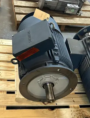 Used SIEMENS 1LG4-207-4AA64 A.C. Motors Ohio US | Surplus Asset Holdings #1403193