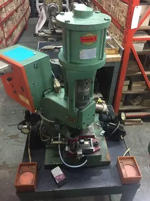 2845-220 Hugold Pneumatic 3 TON Press on Stand w/PLC Dual & Palm Controls