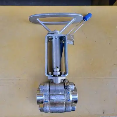 1" Class 800 Ball Valve API 608