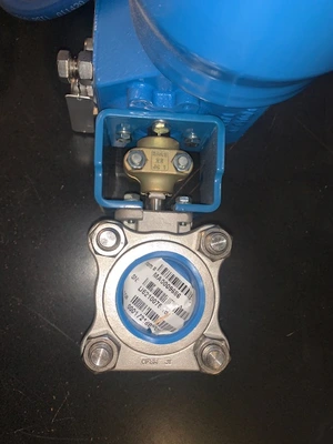 1.5" Jamesbury Ball Valve Air Operated Stainless New Storeroom Spare