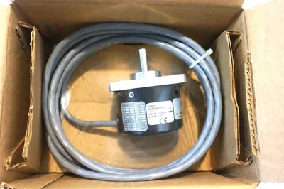 NEW DYNAPAR HR62509000015 ENCODER 3/8" SFT 5-26V