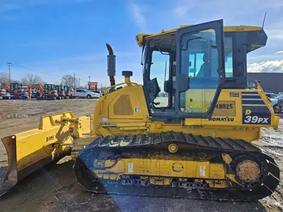 USED 2024 Komatsu D39PX-24