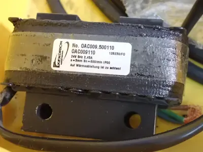 Oscillating Magnets