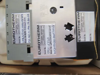 NEW EUROTHERM TEM CONTROLLER 2PC110C273-6105
