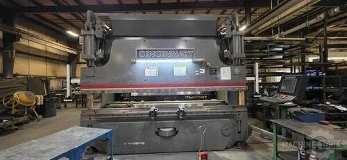 Used CINCINNATI 135PF+10 Press Brakes | Mac-Tech #401014