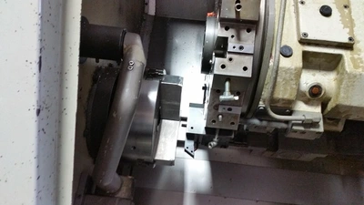 USED 2002 HWACHEON HI-EC035