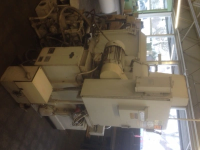 USED 1982 CINCINNATI MILACRON
