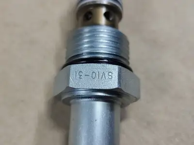 NEW KOMATSU BF2842
