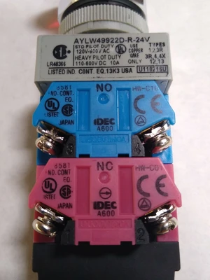USED IDEC AYLW49922D-R-24V