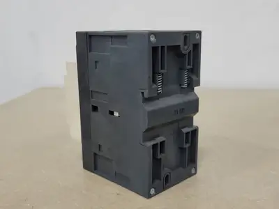Used TELEMECANIQUE GV3ME40 Switchgears British Columbia CA | Lenmark #239916