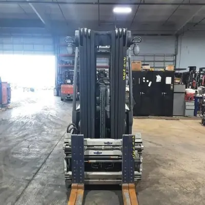 USED 2019 CROWN FC5245-50