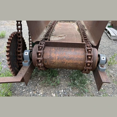 25in Wide x 30.75ft Long Chain Conveyor