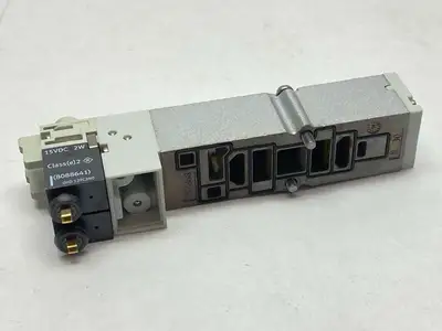 USED FESTO PNEUMATIC SOLENOID VALVE 568656