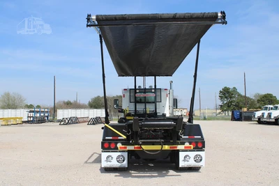 New | in-Stock 2027 PETERBILT 548 Rolloff Trucks Texas US | Roll Off Truck World #1492015