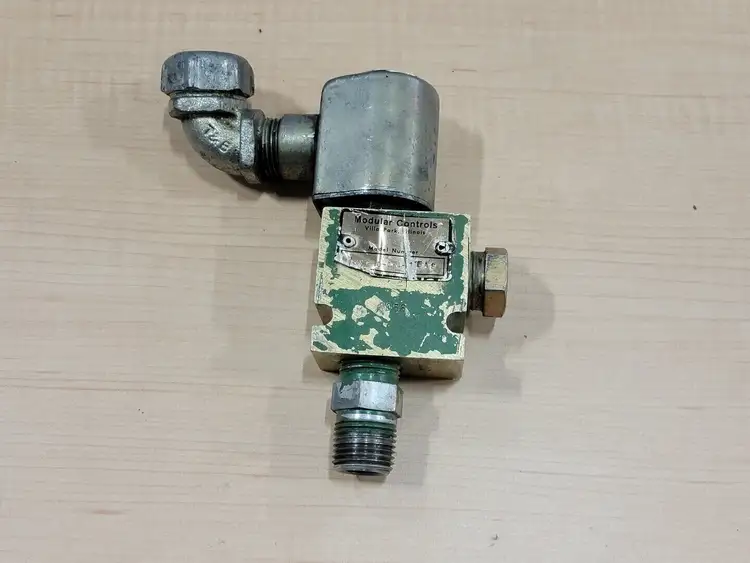 Used MODULAR CONTROLS SV1-10-C-4-115AS Valves/Fittings British Columbia CA | Lenmark #328306