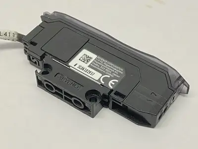 FS-N11P | Keyence  Digital Fiber Optic Sensor Fiber Amplifier - Used