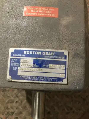 Boston Gear F863B-250S-B5 In-Line Helical Gear Drive / Speed Reducer 240:1