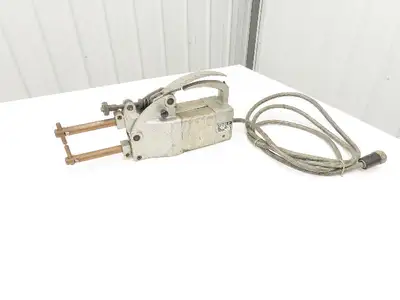 Resistal SPW Handheld Spot Welder 220VAC 3kVA Welds Sheet Steel 5 m/m 6" Depth