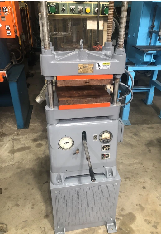 Used 1986 WABASH WABASH 12-12-2T PRESS Hydraulic Presses | Alma Machinery #899128