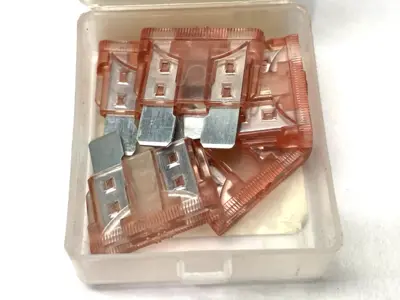 NEW MERSEN FAST ACTING AUTOMOTIVE FUSE 4A 32VDC LOT OF 5