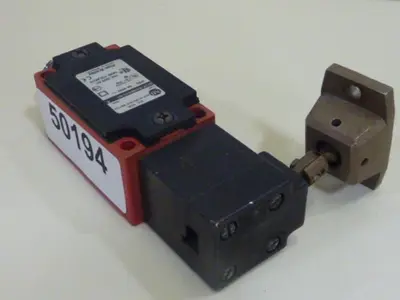 USED ALLEN BRADLEY 802F-E60MS10-N5 SER A