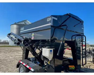 Used PATRIOT _UNKNOWN_ Seed Tenders Iowa US | Keast Enterprises #1360395