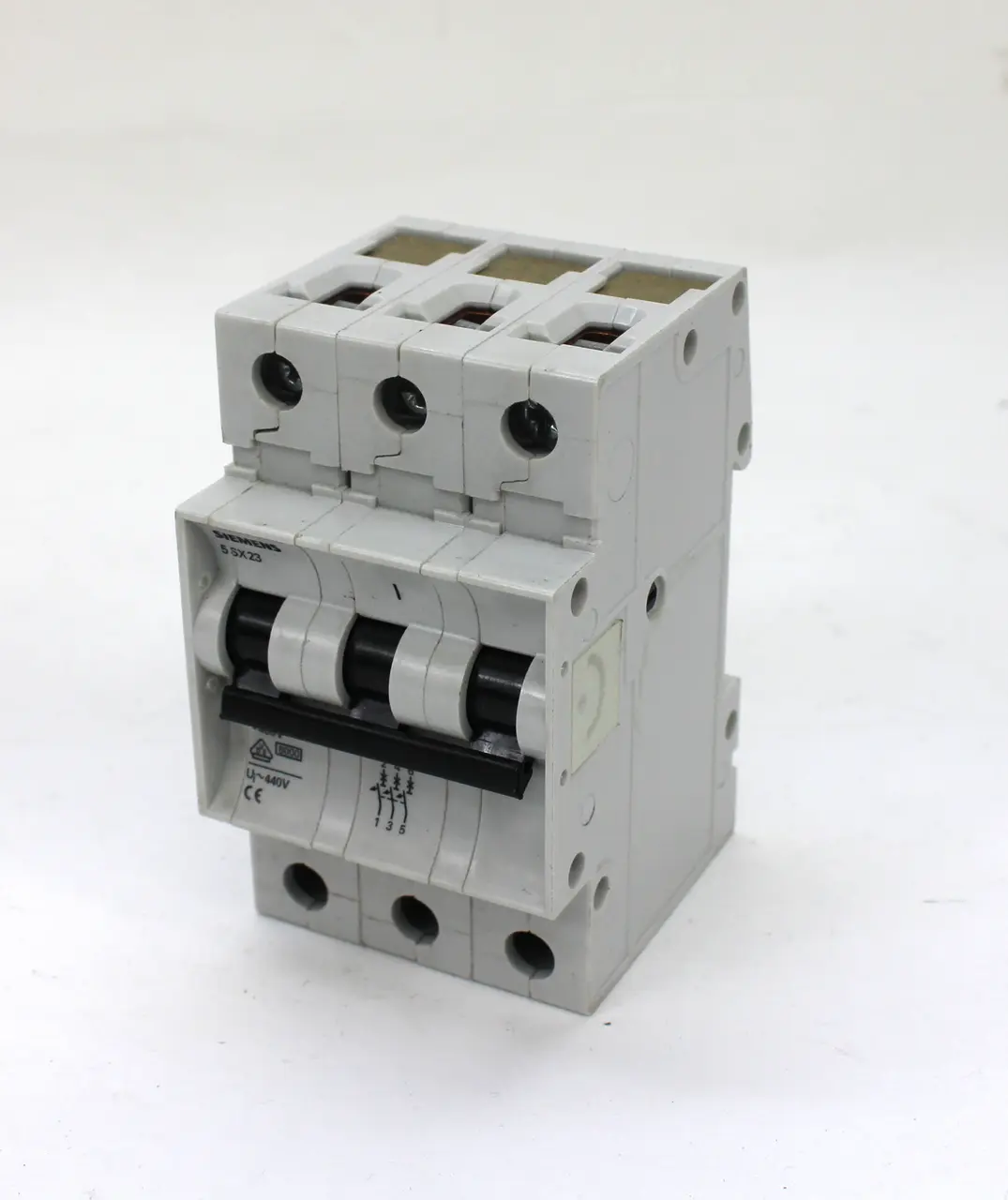 USED SIEMENS 5SX23 D3