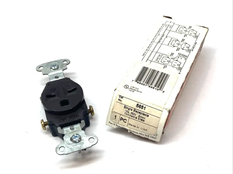 New | in-Stock Legrand Commercial Grade Single Outlet Receptacle Brown 15A 250V Electrical Fittings Michigan US | Maverick Industrial Sales #1392427