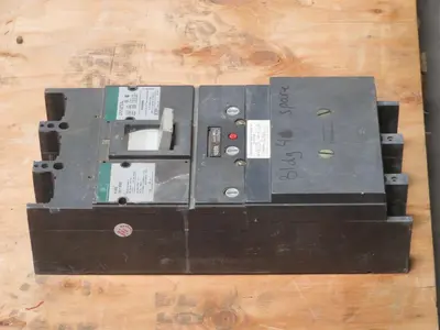 Used GE TB43400AF14 Circuit Breakers Texas US | Aucto #1308517